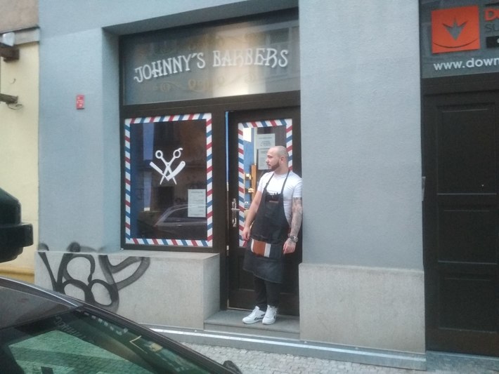 Johnny´s Barbers.